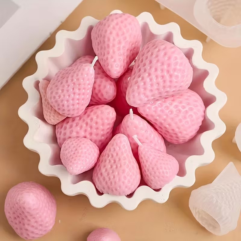 Strawberry Silicone Candle Mol - Candle Making Factory のレビューと価格