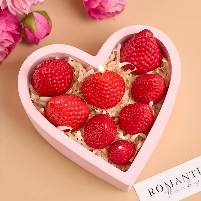 Strawberry Silicone Candle Mol - Candle Making Factory のレビューと価格