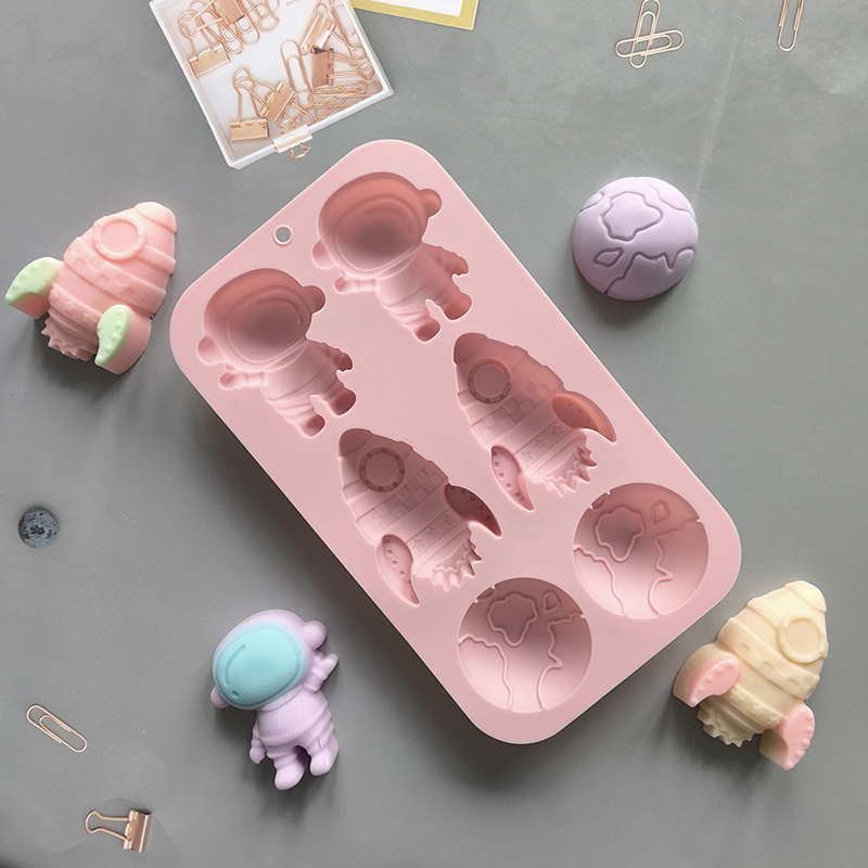6-hole Cartoon Astronaut Rocke - Candle Making Factory のレビューと価格