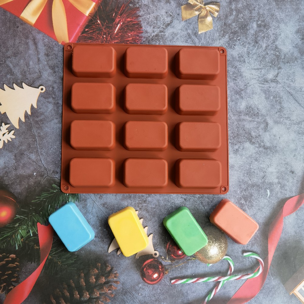 12 Cavity Square Silicone Soap - Candle Making Video のレビューと価格